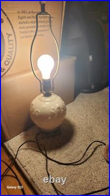 Vintage Aladdin Alacite Glass Electric Table Lamp Works