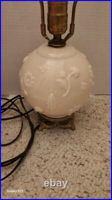 Vintage Aladdin Alacite Glass Electric Table Lamp Works