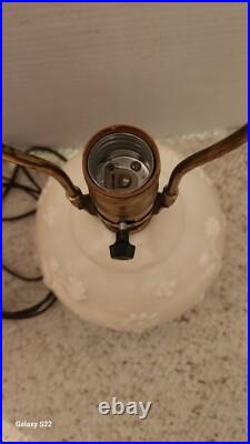 Vintage Aladdin Alacite Glass Electric Table Lamp Works