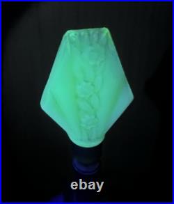 Vintage Aladdin Alacite Glass Lamp Pattern No. G-255