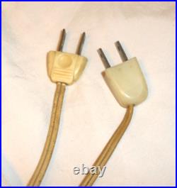 Vintage Aladdin Alacite Ivory Oak Leaf Electric Lamps with Finials Lightable Bases