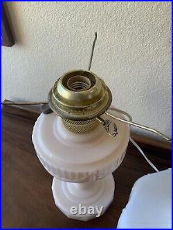 Vintage Aladdin Alacite Lincoln Drape Glass Electric Oil Lamp With Shade