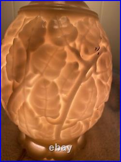 Vintage Aladdin Alacite Milk Glass Oak Leaf Double Light Lamp Works With Finial