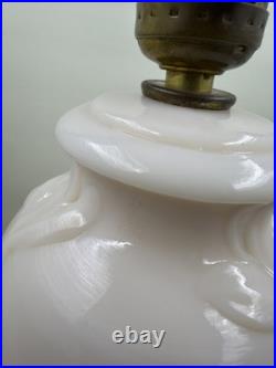 Vintage Aladdin Alacite Milky Table Lamp Excellent Condition