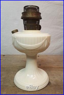 Vintage Aladdin Alacite Short Lincoln Drape Kerosene Lamp Original Imperfections