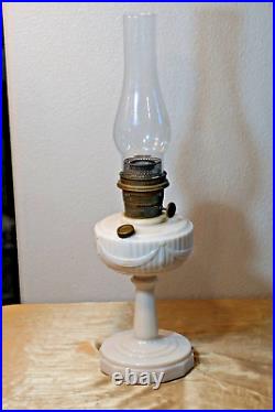 Vintage Aladdin Alacite Tall Lincoln Drape Oil Lamp with NU-Type Model B Burner