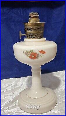 Vintage Aladdin Alacrity Simplicity Ivory Lamp With Wild Flower Decals