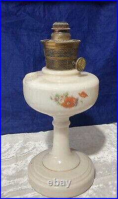 Vintage Aladdin Alacrity Simplicity Ivory Lamp With Wild Flower Decals