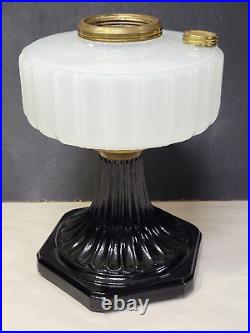 Vintage Aladdin B-124 Corinthian Pedestal Stand Oil Lamp Black/White Moonstone