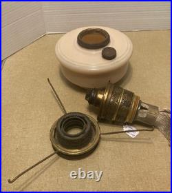 Vintage Aladdin Bracket Oil Lamp Alacite Uranium Glass Nu Type Model B Burner