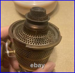 Vintage Aladdin Bracket Oil Lamp Alacite Uranium Glass Nu Type Model B Burner