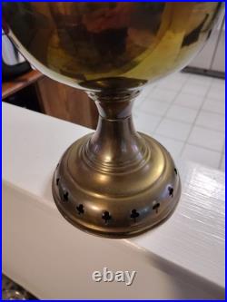 Vintage Aladdin Brass Oil Lamp with Clear Glass Chimney