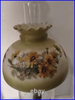 Vintage Aladdin Cathedral Green Crystal Glass Floral Shade Kerosene Stand Collec