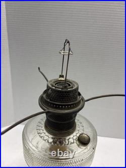 Vintage Aladdin Clear Round Base Model B Burner Shade Nu Type Oil Lamp
