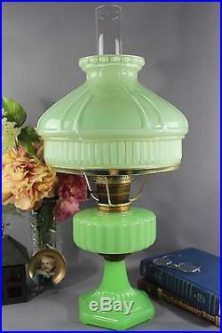 Vintage Aladdin Corinthian Apple Green Moonstone KeroseneTable Lamp withShade 1935