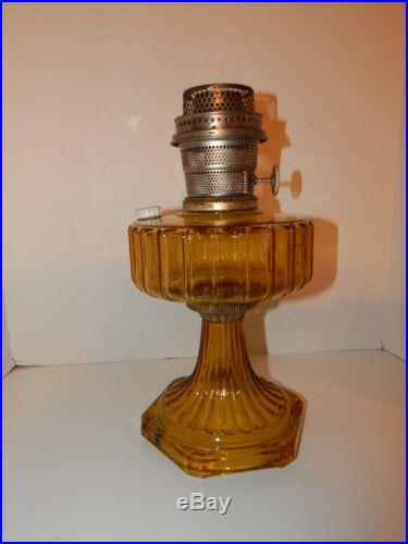 Vintage Aladdin Corinthian Model B Kerosene Lamp With Amber Font & Foot