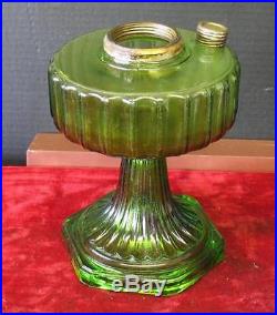 Vintage Aladdin Corinthian Oil Lamp Amber Greeen