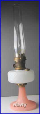 Vintage Aladdin Diamond Quilt Moonstone Kerosene Lamp Pink & White Read