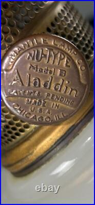 Vintage Aladdin Diamond Quilt Moonstone Kerosene Lamp Pink & White Read