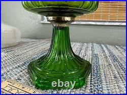 Vintage Aladdin Green Corinthian Oil Lamp B-102 with 201 Shade