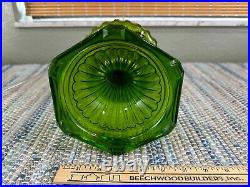 Vintage Aladdin Green Corinthian Oil Lamp B-102 with 201 Shade