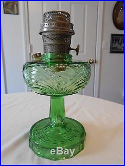 Vintage Aladdin Green Glass Washington Drape Kerosene Oil Lamp Nu-Type Model B