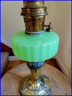 Vintage Aladdin Jade Green Moonstone Majestic Model B-122 Kerosene Oil Lamp