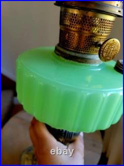 Vintage Aladdin Jade Green Moonstone Majestic Model B-122 Kerosene Oil Lamp