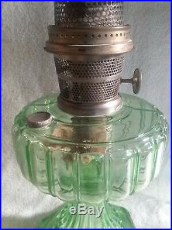 Vintage Aladdin Lamp Corinthian B-102 1935-1936 Green Nu-Type model B Burner