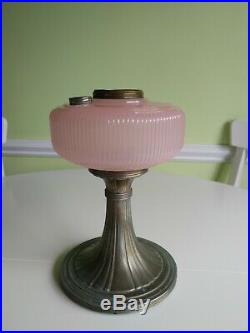 Vintage Aladdin Lamp Rose Moonstone Queen 1937-1939, B-98 No chips or Cracks