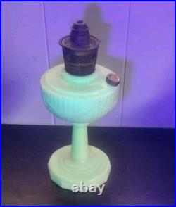 Vintage Aladdin Lincoln Drape Alacite Oil Lamp White Original with Model B Burner