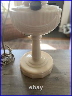 Vintage Aladdin Lincoln Drape Alacite Oil Lamp White Original with Model B Burner