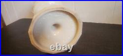 Vintage Aladdin Lincoln Drape Alacite Oil Lamp White Original with Model B Burner