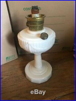 Vintage Aladdin Mantel Oil Kerosene Lamp With Tall Lincoln Chimney