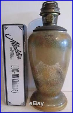 Vintage Aladdin Model 12 Vogue Vase Oil Kerosene Lamp With New Lox-On Chimney NR