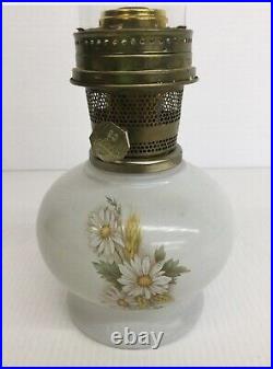 Vintage Aladdin Model 23 Oil Lamp & Chimney 20.5 in. Daisy And Wheat Pattern