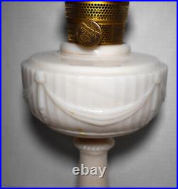 Vintage Aladdin Model B-75 Ivory Tall Lincoln Drape Kerosene Oil Lamp
