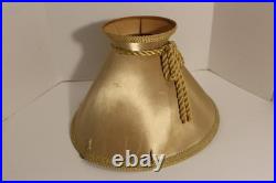 Vintage Aladdin Model B Nu Alacite Lincoln Drape Milk Glass Kerosene Oil Lamp