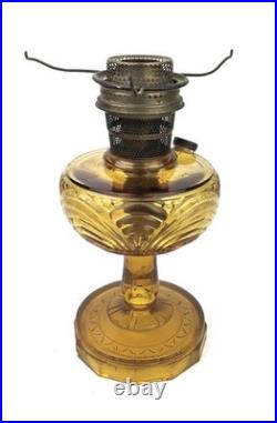 Vintage Aladdin Model B Washington Drape Amber Cathedral Kerosene Oil Lamp