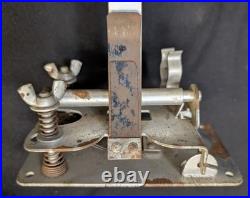 Vintage Aladdin Model C Caboose Train Lamp Kerosene Mantle Lantern Wall Mount