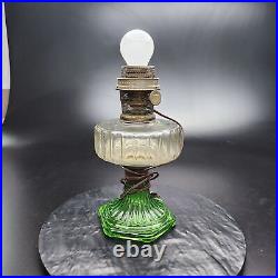 Vintage Aladdin Nu-Type Model B Burner Antique Oil Lamp Green Clear Glass