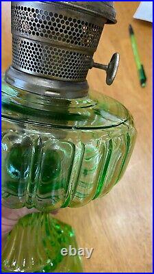 Vintage Aladdin Nu-type Model B Kerosene Oil Lamp Green Original Chimney
