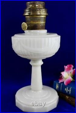 Vintage Aladdin TALL LINCOLN DRAPE Alacite Oil Lamp B Brass Burner Post WWII