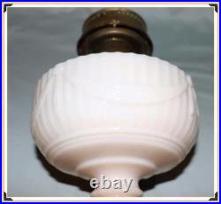 Vintage Aladdin Tall Lincoln Drape Alacite Oil Lamp Model 23 Brass Burner