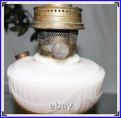 Vintage? Aladdin Tall Lincoln Drape Alacite Oil Lamp? Model 23 Brass Burner