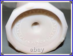 Vintage Aladdin Tall Lincoln Drape Alacite Oil Lamp Model 23 Brass Burner