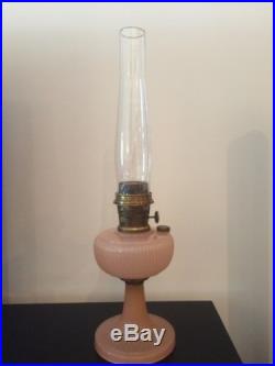 Vintage Aladdin Vertique Kerosene Table Lamp Rose Moonstone B-87 1938