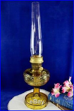 Vintage Aladdin WASHINGTON DRAPE Amber Crystal Oil Lamp Model B Brass Burner