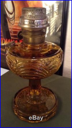 Vintage Amber Washington Drape Aladdin Oil Lamp Model B Burner