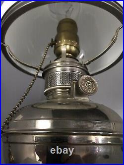 Vintage Antique Mantle Lamp Co. Aladdin White Kerosene Oil Lamp Electric